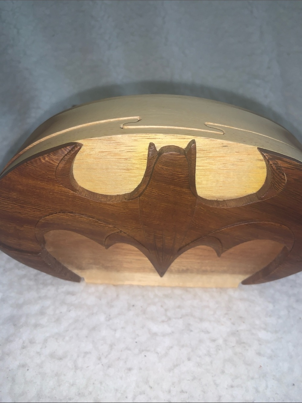 Hand-Carved Wooden Batman Trinket Box - Natural Brown - Picture 10 of 12